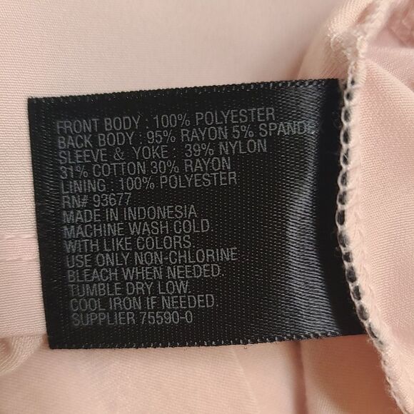 WORTHINGTON WOMAN'S PETITE TOP - Picture 9 of 9